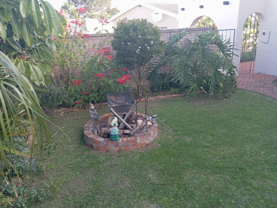 3 Bedroom Property for Sale in Kabega Park Eastern Cape